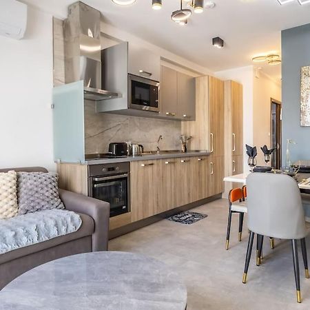 Velvet Noir Apartment By Soea Sliema Dış mekan fotoğraf